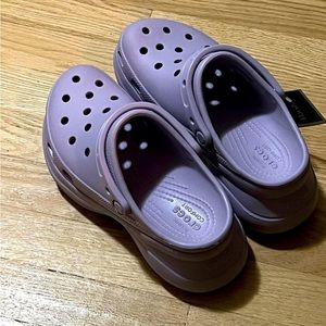 New Crocs size 7